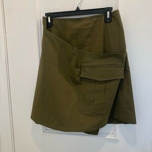 M Missoni wrap around khaki cargo mini skirt. Size 40 (Small U.S.)